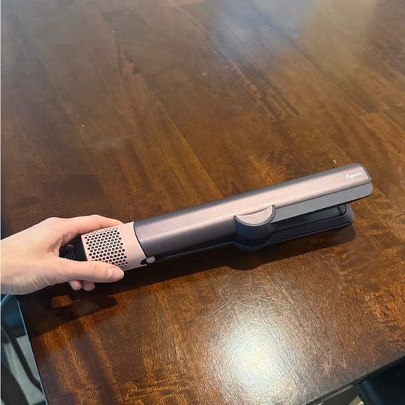 Dyson Airstraight- Pink and Purple LIKE NEW - Picture 6 of 9